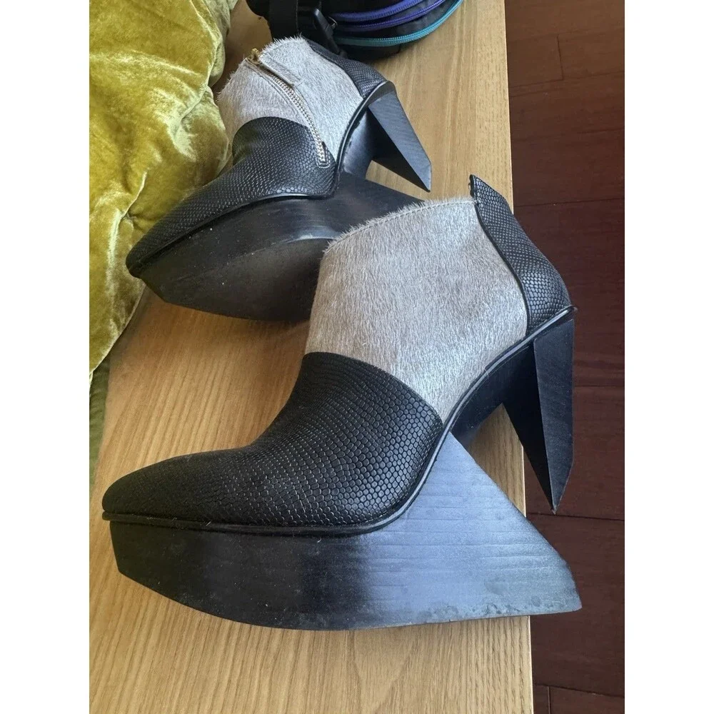UN UNITED NUDE Edge Women's US 6 Black/gray Leather Ankle Boots Pointed Platform